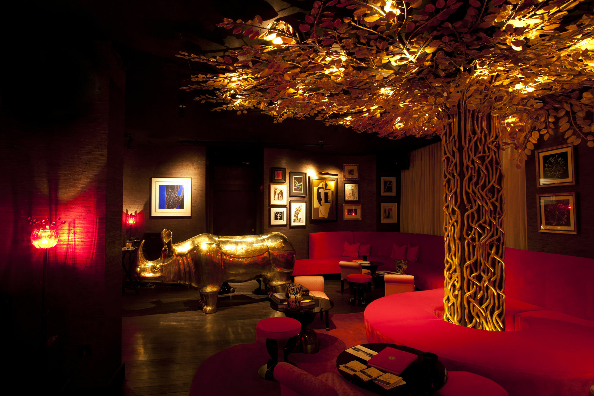 The Vagabond Club, A Tribute Portfolio Singapura
